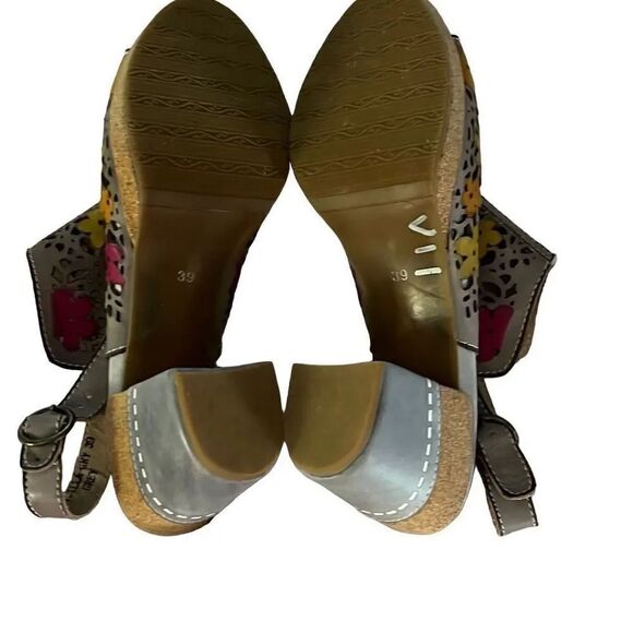 L’Artiste slip ons size 8 - Picture 5 of 6